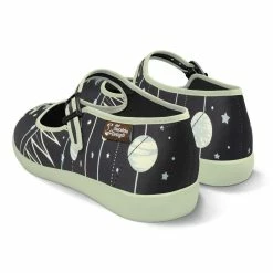 HOT CHOCOLATE DESIGN AQUARIUS -Shoes Sales 255E0D37 5A33 471C 8158 AB7727D00F43 800x