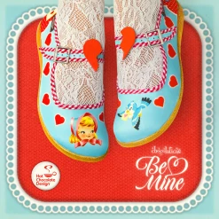 HOT CHOCOLATE DESIGN BE MINE -Shoes Sales Be Mine Cuadro 800x